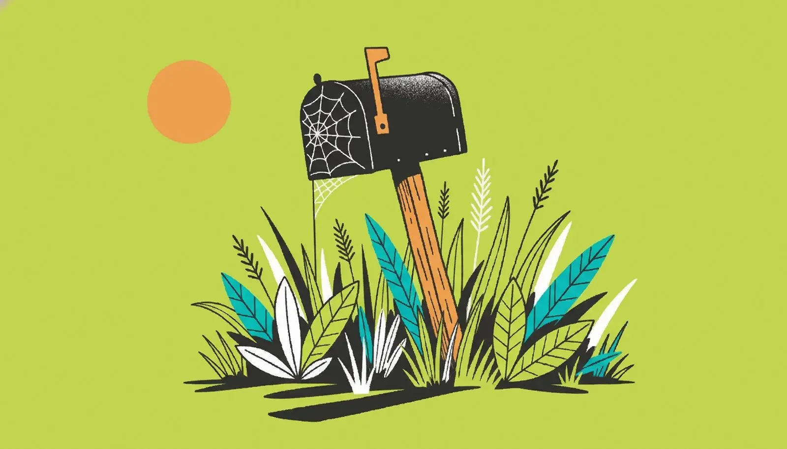 Een stoffige brievenbus op een houten paal in een verwilderde tuin.